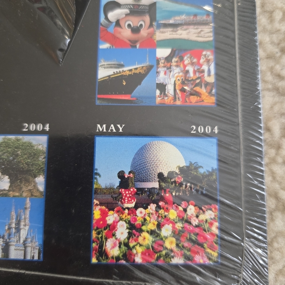2004 Walt Disney World Epcot Center Calendar Magic Kingdom Vintage - Picture 10 of 16